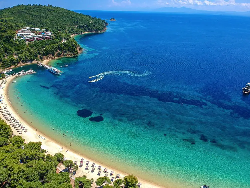 Koukounaries, plage de Skiathos Grèce