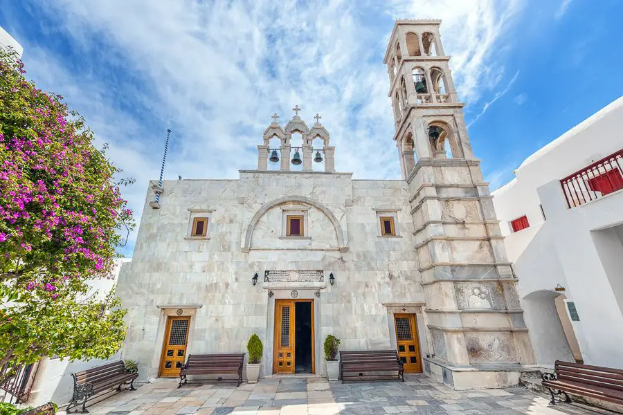 21 activités à faire et choses à voir à Mykonos en 2023 (les plages, les moulins, la gastronomie locale...) 9 monastère de Panagia Tourliani mykonos