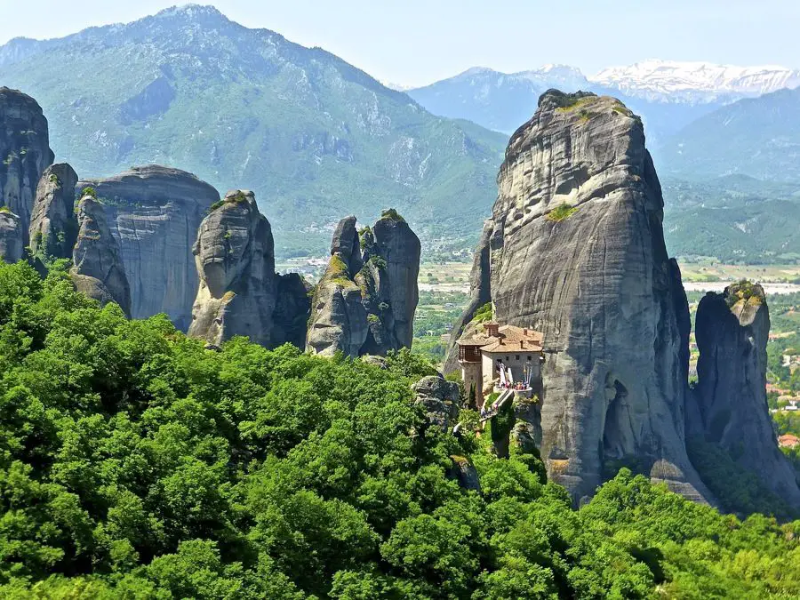 guide des monastères de meteora en grece