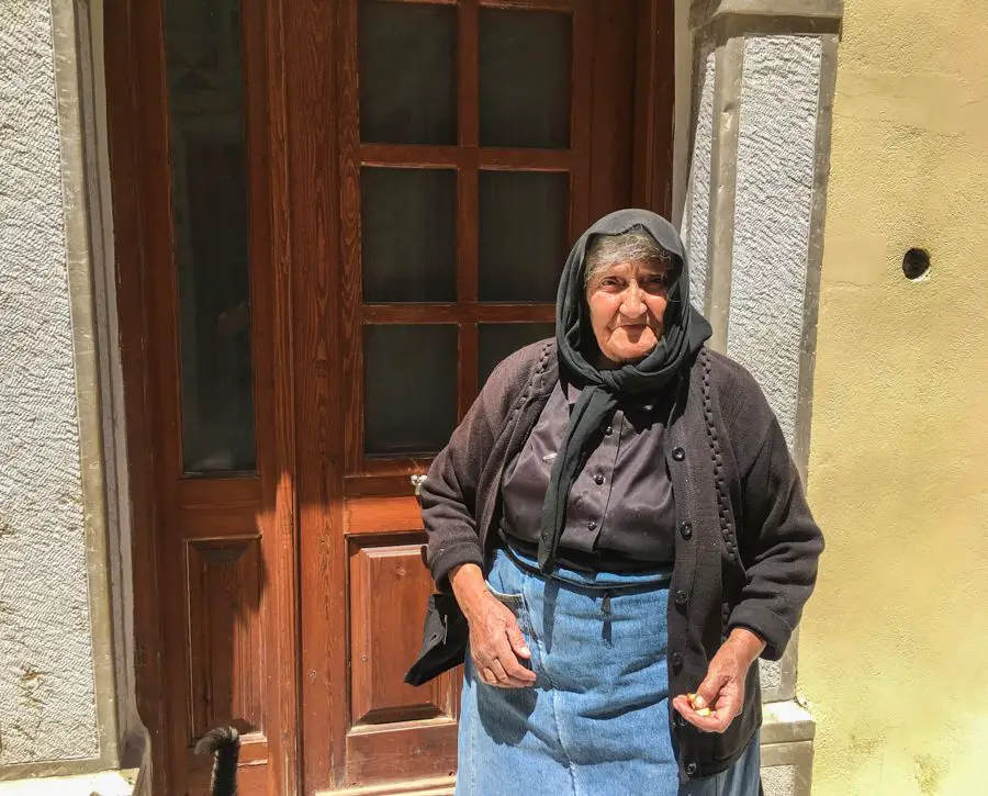 Chios, notre guide de voyage pour 5 jours de vacances incroyables en 2022 10 voyage au village de pyrgi chios grèce