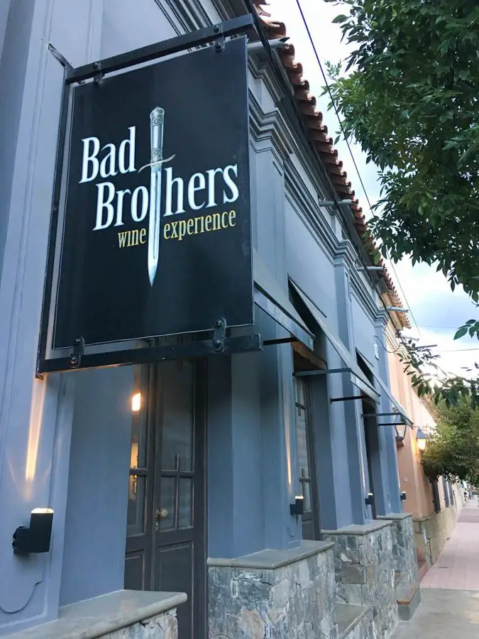 voyage à cafayate argentine boire du vin chez bad brothers