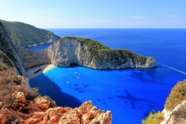 Visite de la plage de Navagio et des grottes bleues (la fameuse crique aux épaves) à Zante - Visite de la plage de Navagio et des grottes bleues (la fameuse crique aux épaves) à Zante