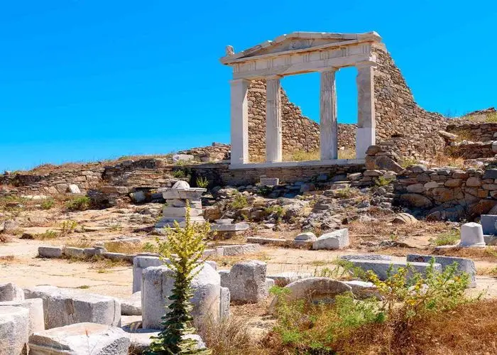 Explorez l'île historique de Délos - Explorez l'île historique de Délos
