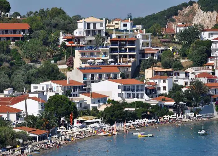 plage de megali ammos skiathos