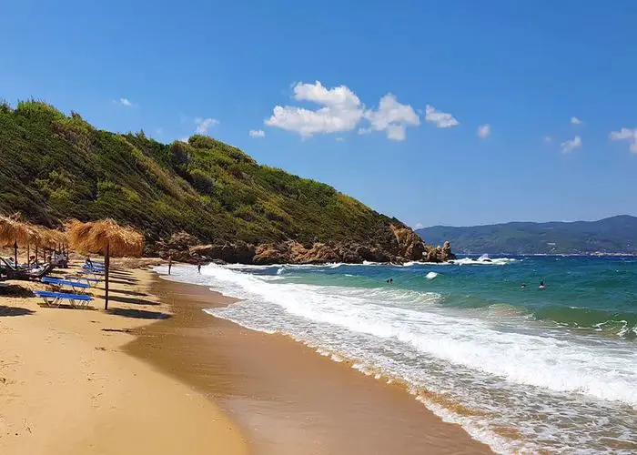 Plage de Mandraki lecheikblanc