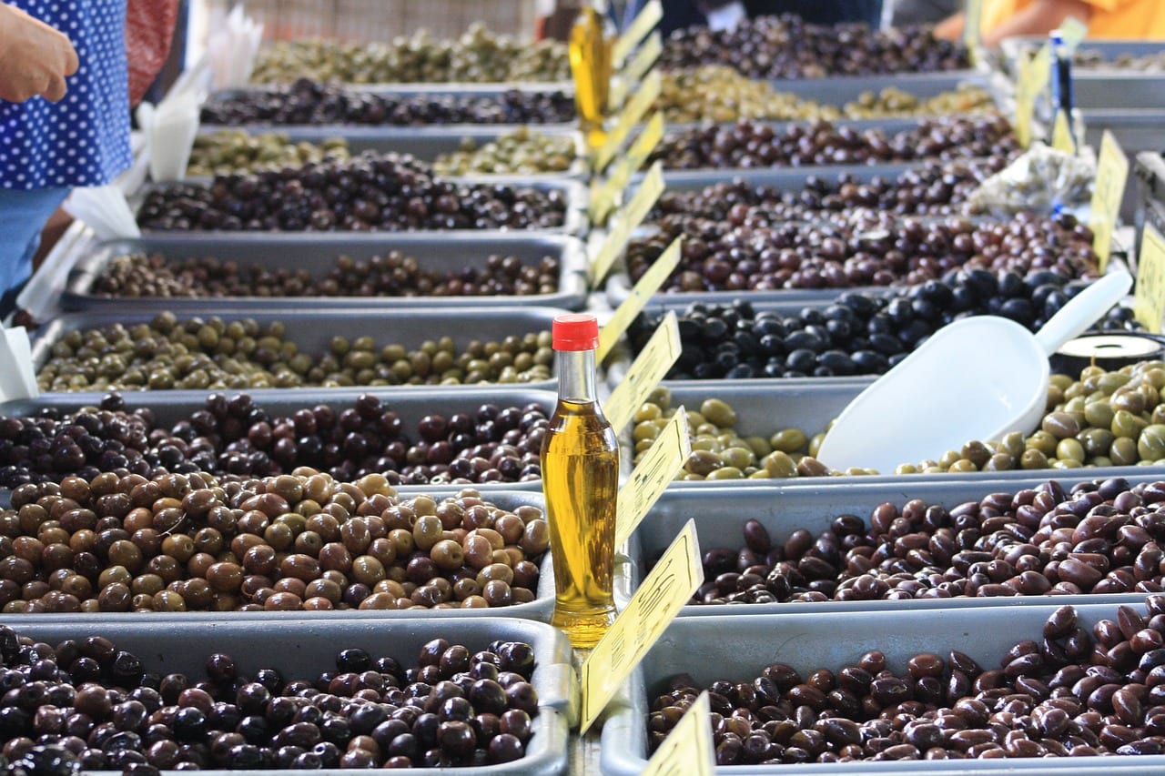 Pourquoi la Grèce est-elle célèbre ? 12 Olives grecques
