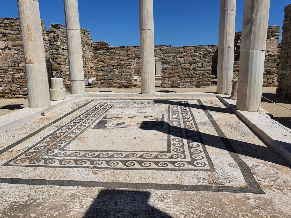 mosaïque à delos en grèce