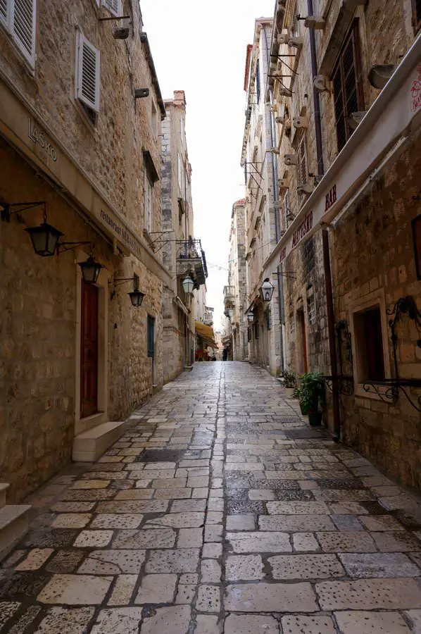 Découverte de Dubrovnik : La ville féerique de la Croatie 4 voyage à dubrovnik croatie