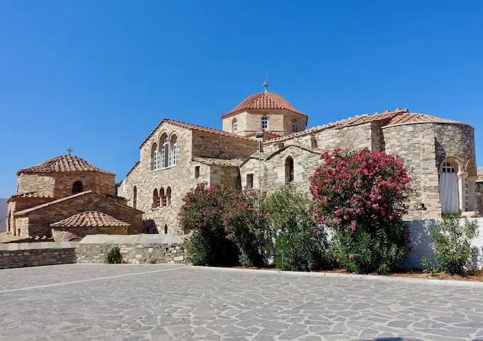 Panagia Ekatontapiliani, l'église des 100 portes, à Parikia, Paros.