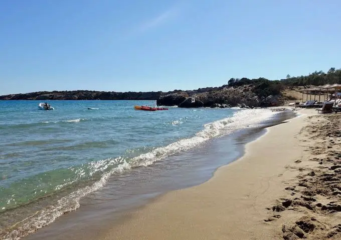 Plage de Faragas à Paros, Grèce