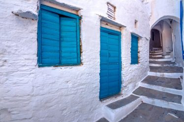Découvrez l'étonnante île de Tinos pour vos vacances 2022 - Découvrez l'étonnante île de Tinos pour vos vacances 2022