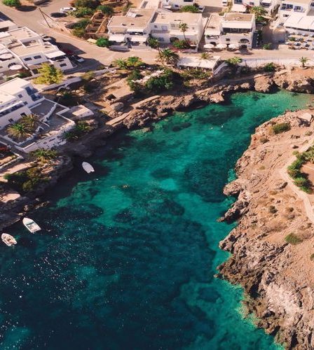 Découvrez l'île de Kythira, l'ile de naissance de la déesse Aphrodite - Découvrez l'île de Kythira, l'ile de naissance de la déesse Aphrodite