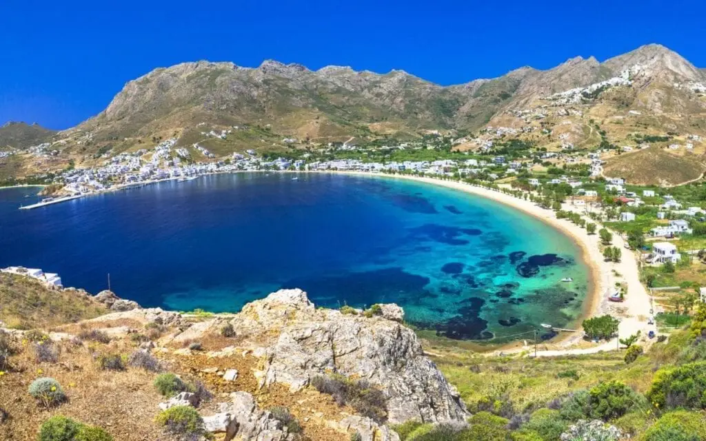 Îles Cyclades : Le guide de voyage pour des vacances parfaites en 2022 4 Cyclades (îles)