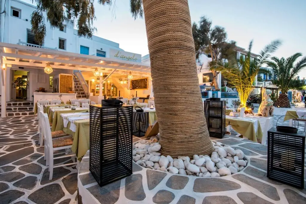 10 meilleurs restaurants de la ville de Mykonos | Où manger grec ? 4 D'Angelo, les meilleurs restaurants de la ville de Mykonos