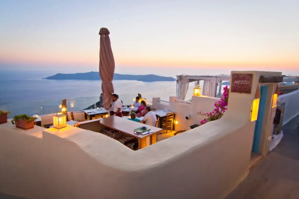Choses à faire à Santorin : villages, activités, sports... 11 Restaurant Mezzo à Santorin