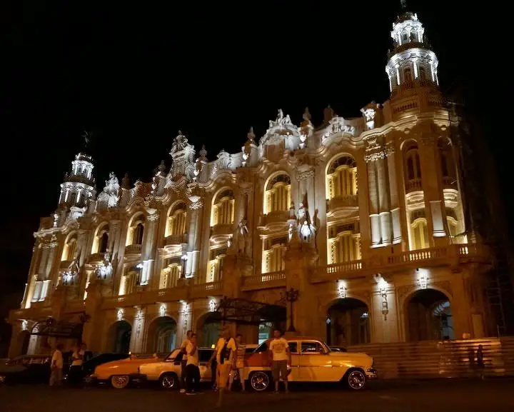 théâtre grant à havana cuba