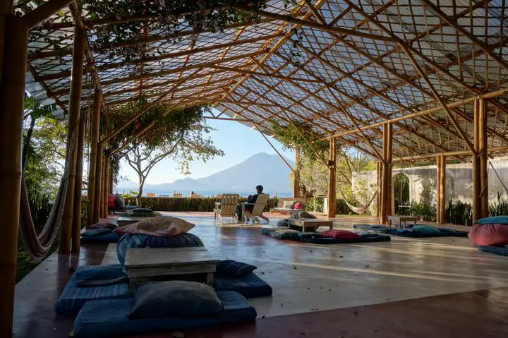 Notre mode de vie de nomade numérique sur le lac Atitlan 4 isla verde santa cruz guatemala