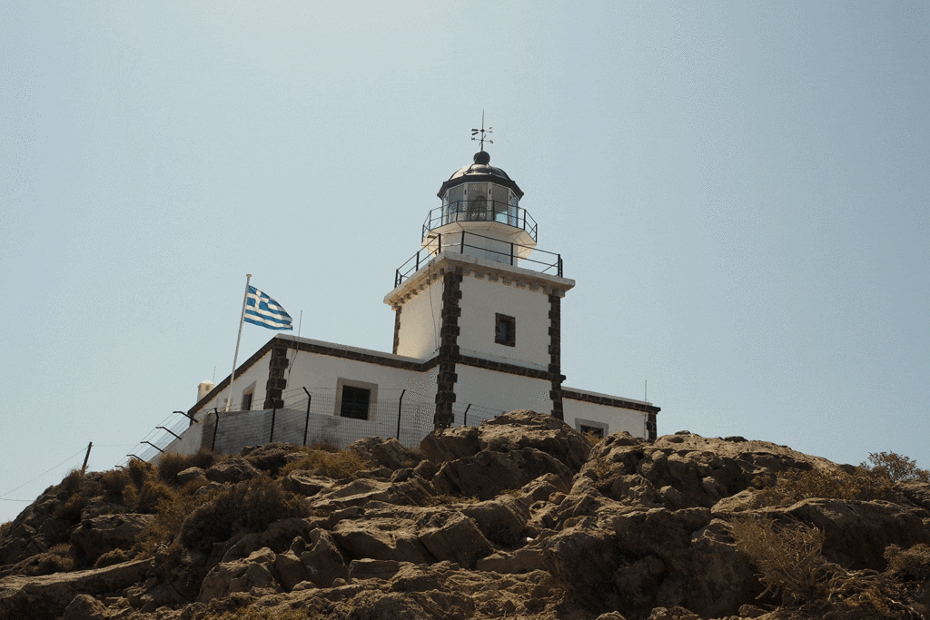 Choses à faire à Santorin : villages, activités, sports... 16 Phare, Santorin