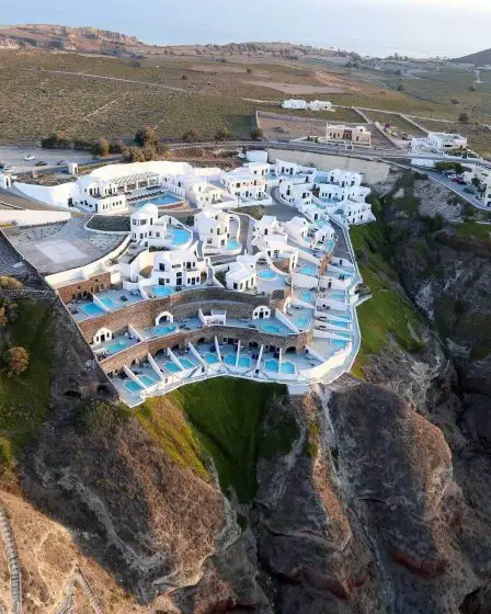 Meilleurs hôtels de luxe à Santorin en 2023 - Meilleurs hôtels de luxe à Santorin en 2023