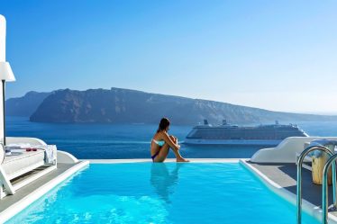 20 meilleurs hôtels en bord de plage à Santorin - 20 meilleurs hôtels en bord de plage à Santorin