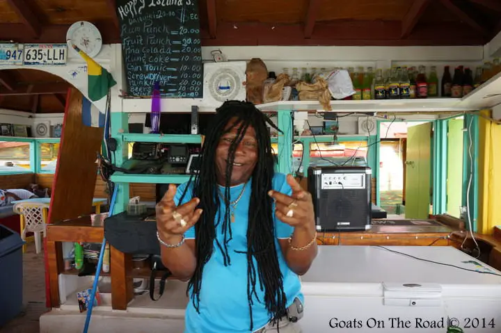 Happy Island : Le bar de plage le plus cool du monde sur une île faite de coquillages (AVEC VIDEO) 2 Janti, le créateur de Happy !