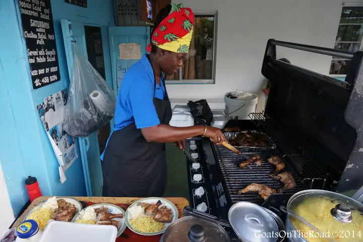 Robuste, sans prétention et authentique... C'est ça Union Island ! 4 joys bbq union island