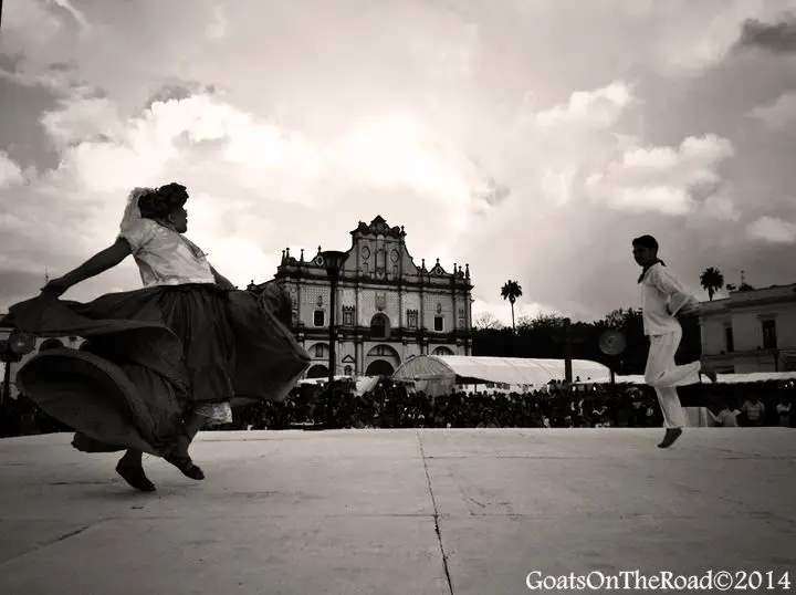 San Cristobal de las Casas : la ville coloniale la plus cool du Mexique 6 danse san cristobal de las casas