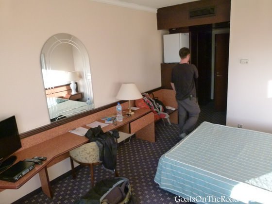 Nos (més)aventures à Achgabat, Turkménistan 2 Chambre d'hôtel Ak Atlyn
