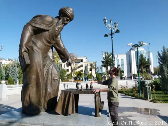 Nos (més)aventures à Achgabat, Turkménistan 6 voyage à ashgabat