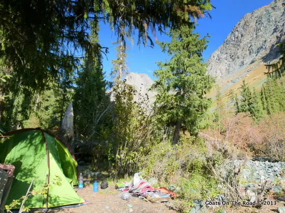 Une randonnée inoubliable : Trekking à Ala-Kul et Altyn Arashan au Kirghizistan 2 Notre campement pour la nuit (3000 mètres) randonnée de karakol à ala-kol et altyn arashan