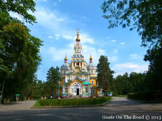 Cathédrale dans le parc Panfilov Almaty, Kazakhstan