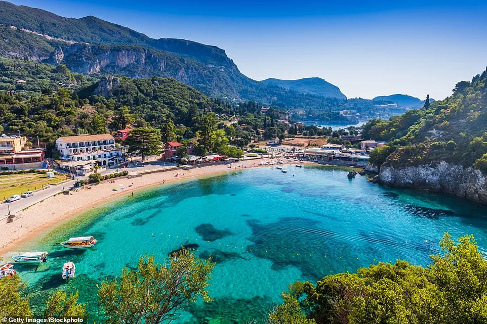 Où séjourner à Corfou : Les meilleurs hôtels, Airbnb pour profiter de vos vacances 1 Où séjourner à Corfou : Les meilleurs hôtels, Airbnb pour profiter de vos vacances - Où séjourner à Corfou : Les meilleurs hôtels, Airbnb pour profiter de vos vacances