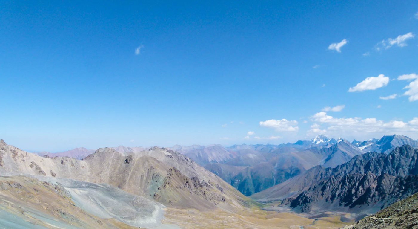 Une randonnée inoubliable : Trekking à Ala-Kul et Altyn Arashan au Kirghizistan 1 Une randonnée inoubliable : Trekking à Ala-Kul et Altyn Arashan au Kirghizistan - Une randonnée inoubliable : Trekking à Ala-Kul et Altyn Arashan au Kirghizistan