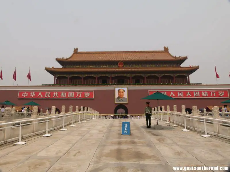 La Cité interdite, Pékin Un couple de voyageurs à petit budget à Pékin