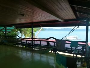View from our deck at the El Busero Inn Port Barton, Philippines - La beauté avant le développement - Port Barton, Philippines - La beauté avant le développement