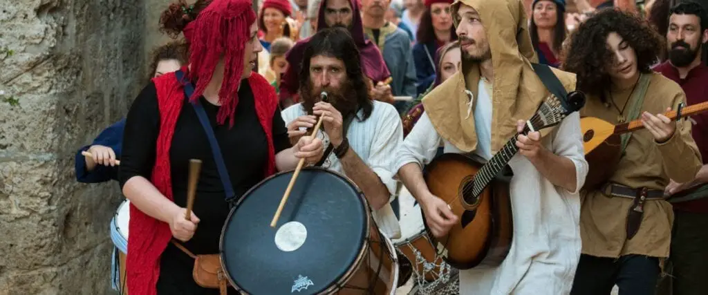 Coutumes, traditions et superstitions grecques 1 Festival de la rose de Rhodes