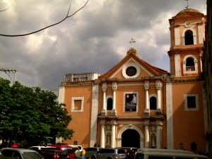 San Agustin, the oldest stone church in the Philippines Voyager aux Philippines : Explorer la grande ville de Manille - Voyager aux Philippines : Explorer la grande ville de Manille