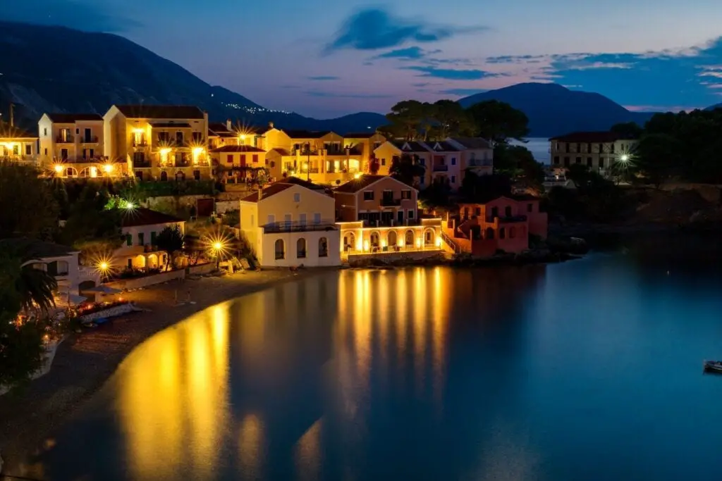 Kefalonia, le guide de voyage ultime pour cet été 2023 11 Vie nocturne à Céphalonie