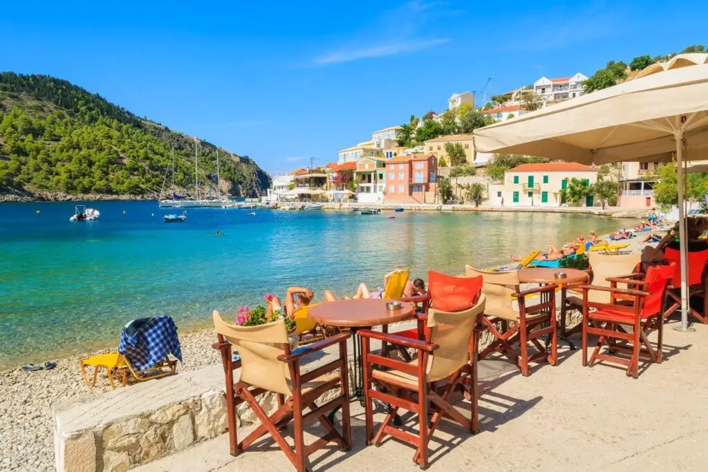 Kefalonia, le guide de voyage ultime pour cet été 2023 9 Où manger et boire en Céphalonie ?