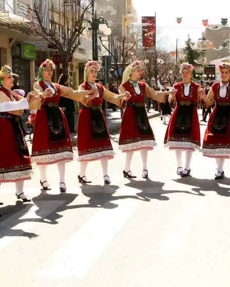 Coutumes, traditions et superstitions grecques - Coutumes, traditions et superstitions grecques