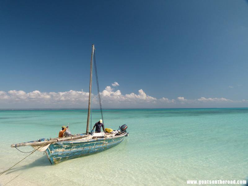 Our dhow boat for sailing the stunning Quirimbas Archipelago. Matemo Island, Mozambique Île Matemo et île Rolas - Île Matemo et île Rolas