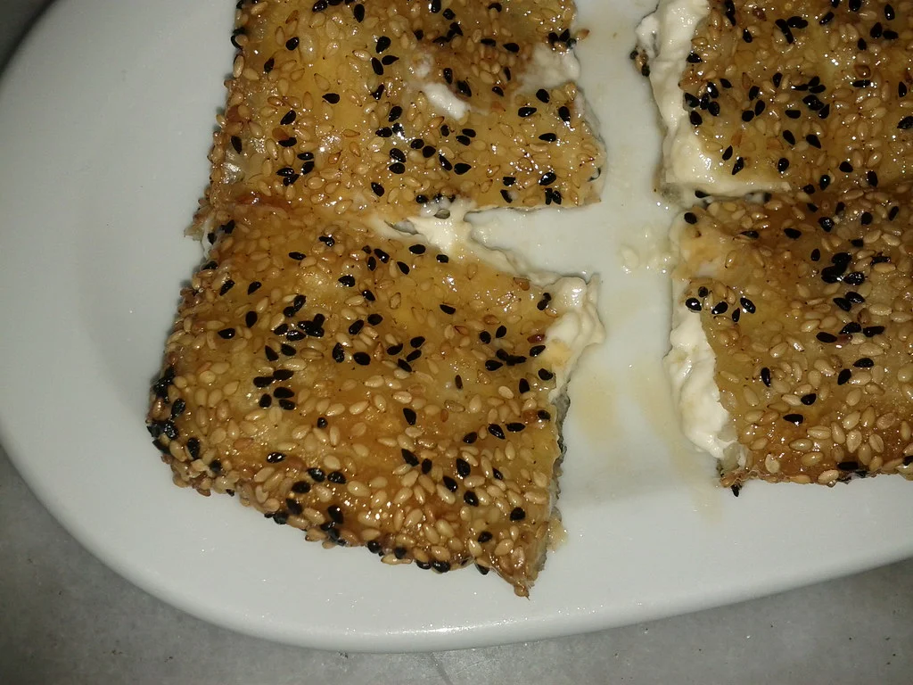 Les 20 plats et aliments grecs traditionnels (Baklava, Feta, Gyros, et plein d'autres délices) 6 Les 20 plats et aliments grecs traditionnels (Baklava, Feta, Gyros, et plein d'autres délices) - Les 20 plats et aliments grecs traditionnels (Baklava, Feta, Gyros, et plein d'autres délices)