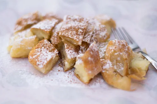 Les 20 plats et aliments grecs traditionnels (Baklava, Feta, Gyros, et plein d'autres délices) 1 Les 20 plats et aliments grecs traditionnels (Baklava, Feta, Gyros, et plein d'autres délices) - Les 20 plats et aliments grecs traditionnels (Baklava, Feta, Gyros, et plein d'autres délices)
