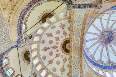 Voyager à Istanbul, Turquie - Chèvres sur la route - Voyager à Istanbul, Turquie - Chèvres sur la route
