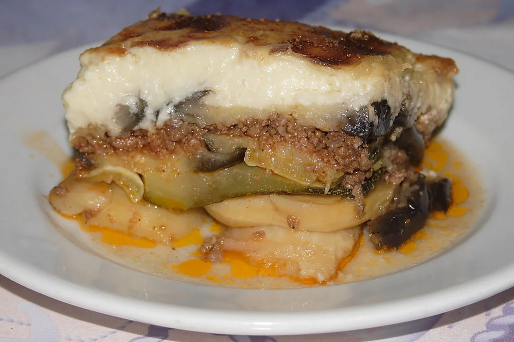 Les 20 plats et aliments grecs traditionnels (Baklava, Feta, Gyros, et plein d'autres délices) 15 Les 20 plats et aliments grecs traditionnels (Baklava, Feta, Gyros, et plein d'autres délices) - Les 20 plats et aliments grecs traditionnels (Baklava, Feta, Gyros, et plein d'autres délices)