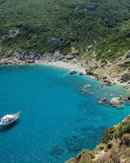 Île de Skiathos, une nature magnifique et des plages d'une beauté unique - Île de Skiathos, une nature magnifique et des plages d'une beauté unique