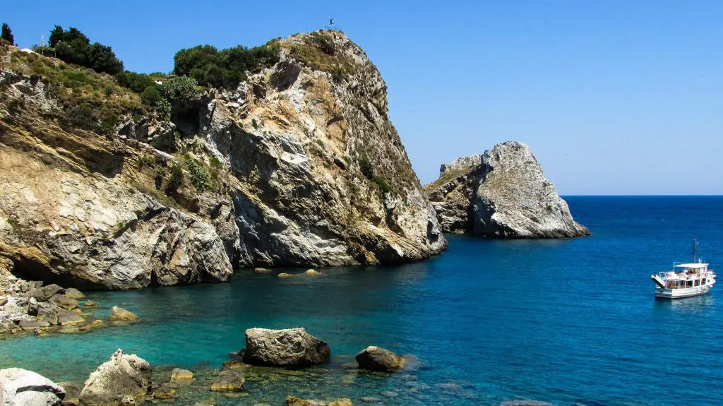 Île de Skiathos, une nature magnifique et des plages d'une beauté unique 10 Île de Skiathos, une nature magnifique et des plages d'une beauté unique - Île de Skiathos, une nature magnifique et des plages d'une beauté unique