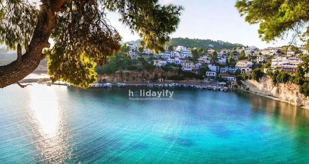 L'île d'Alonissos : Découvrez la perle des Sporades et des plages étonnantes 9 Belle île d'Alonissos