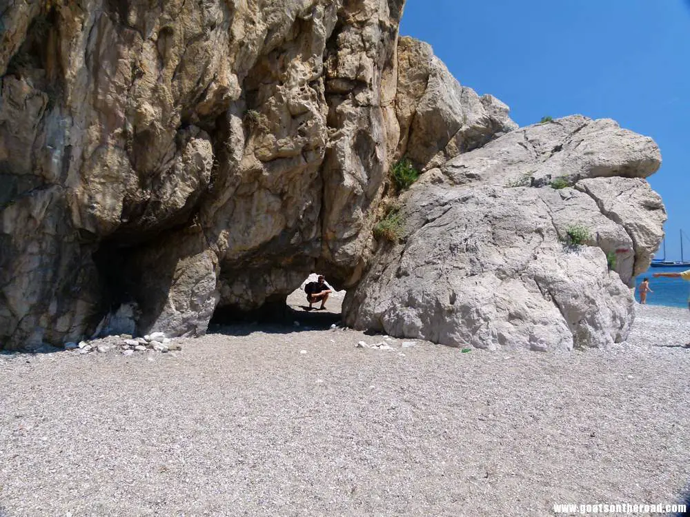 Formations rocheuses sur la plage d'Olympos, Turquie.