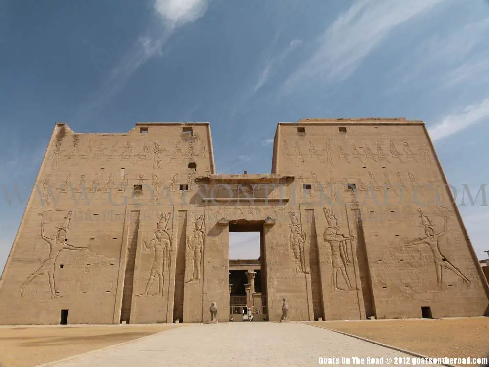 Le remarquable Temple d'Edfou, Egypte l'egypte en sac à dos